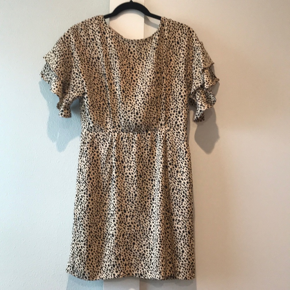 Leopard dress with ruffle sleeves